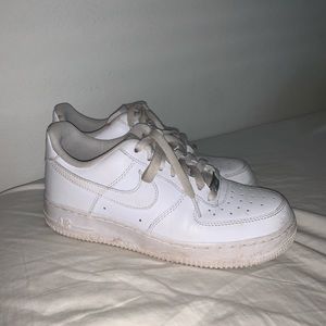 Air Force 1’s. A little dirty, however they weren’t worn too often.